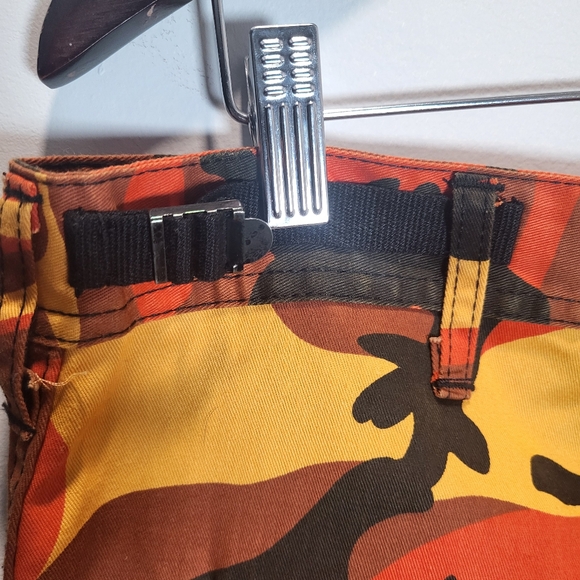 👕🌶 Orange Camo Cargo Pants - Picture 5 of 7